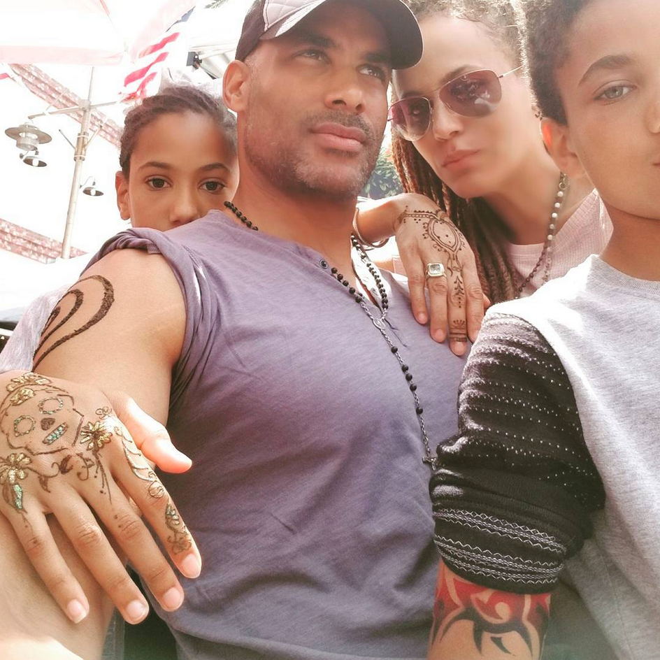 Yara Shahidi, Kevin Hart, Niecy Nash and More Celebs Out and About
